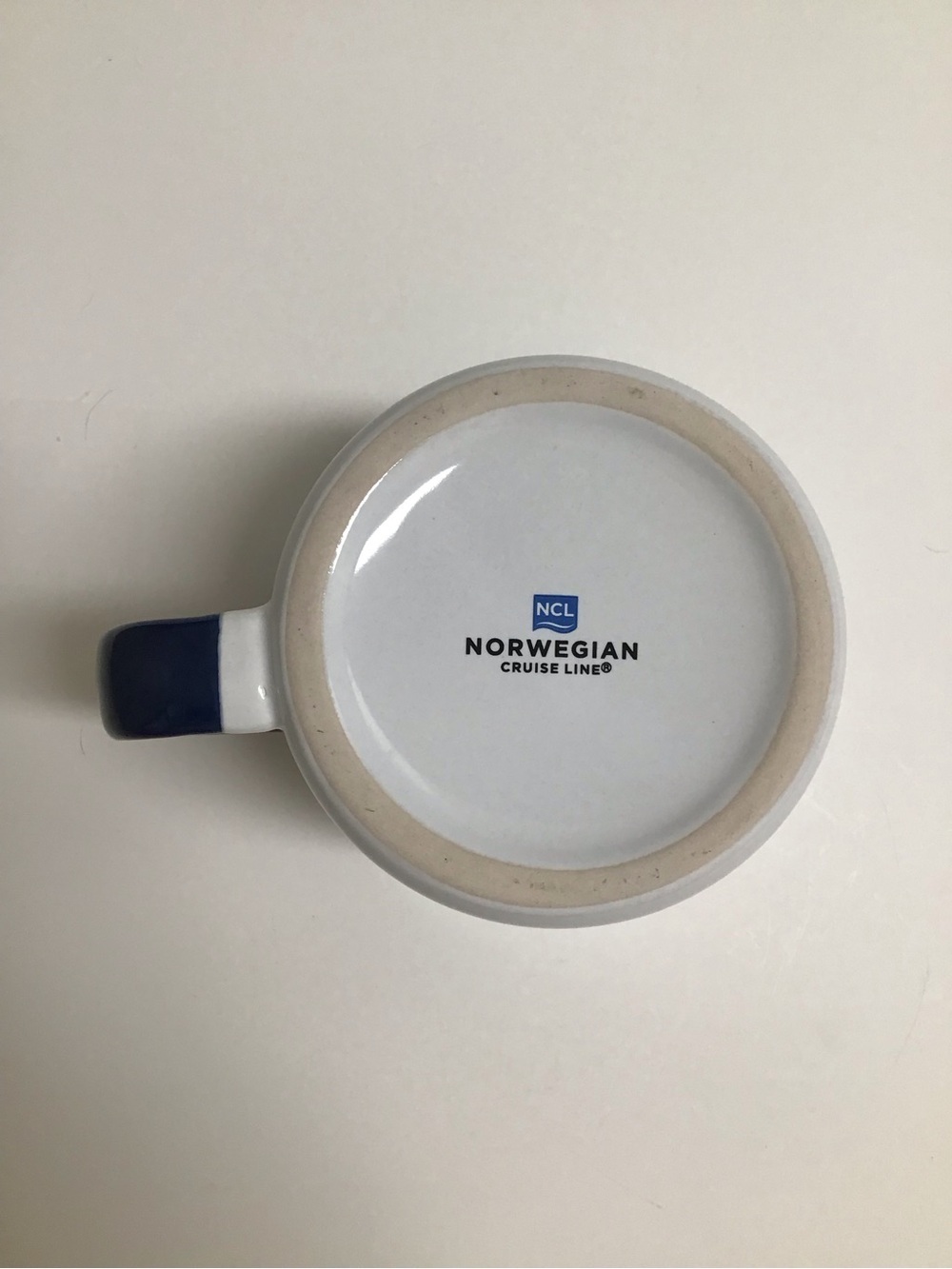 NCL Coffee Mug Norwegian Cruise Line HOOKED ON CRUISING Tea Cup Ceramic Nautical - Picture 5 of 10